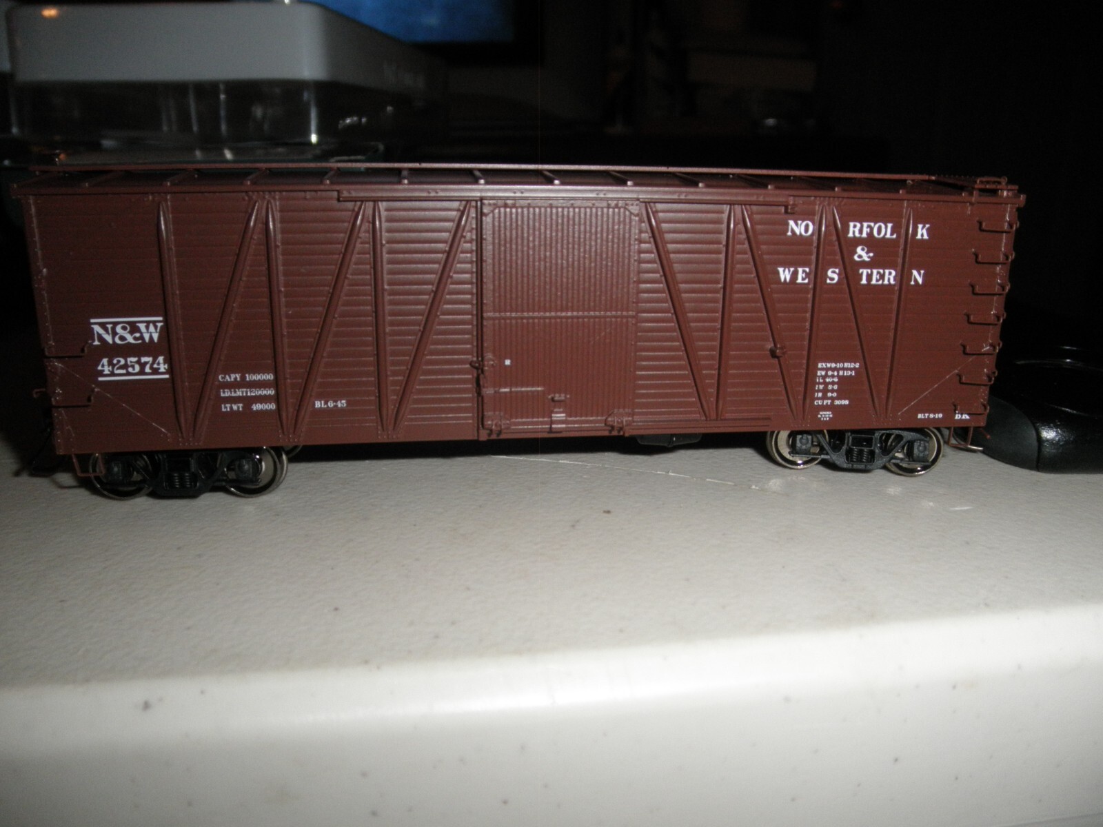 Picture 1 of 4