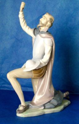 スポーツ LLADRO 跳躍 (Re-Deco/Silver) | リヤドロ公式オンライン