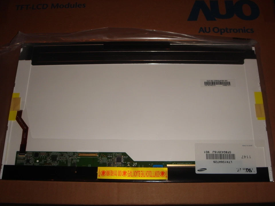 Dalle Ecran LED 15.6" 15,6" Dell Inspiron 1545 WXGA HD Screen NEUF ORIGINALE - Photo 1/1