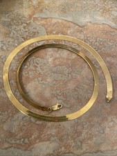 14 KT YG 2O" Fischgrät Halskette. Ca. 9-1/2 Gramm. 5 mm Breite