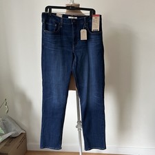Levi  s 724 High-Rise Slim Straight Hypersoft Medium Wash Blue Jeans NWT Size 32