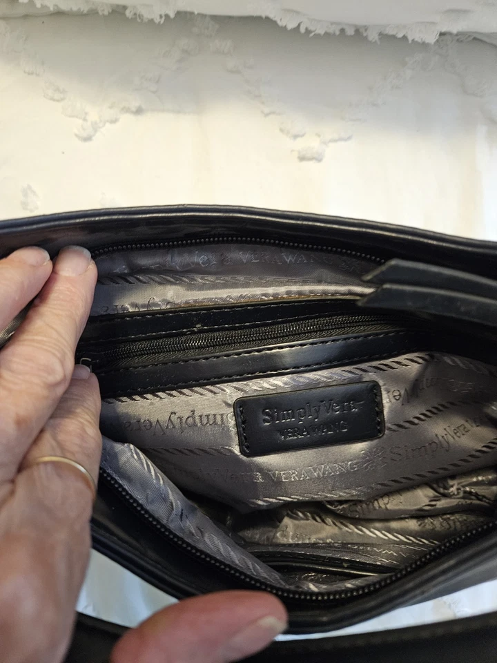 Cartera Vera Wang de cuero azul marino nueva con etiquetas Foto 3 de 4