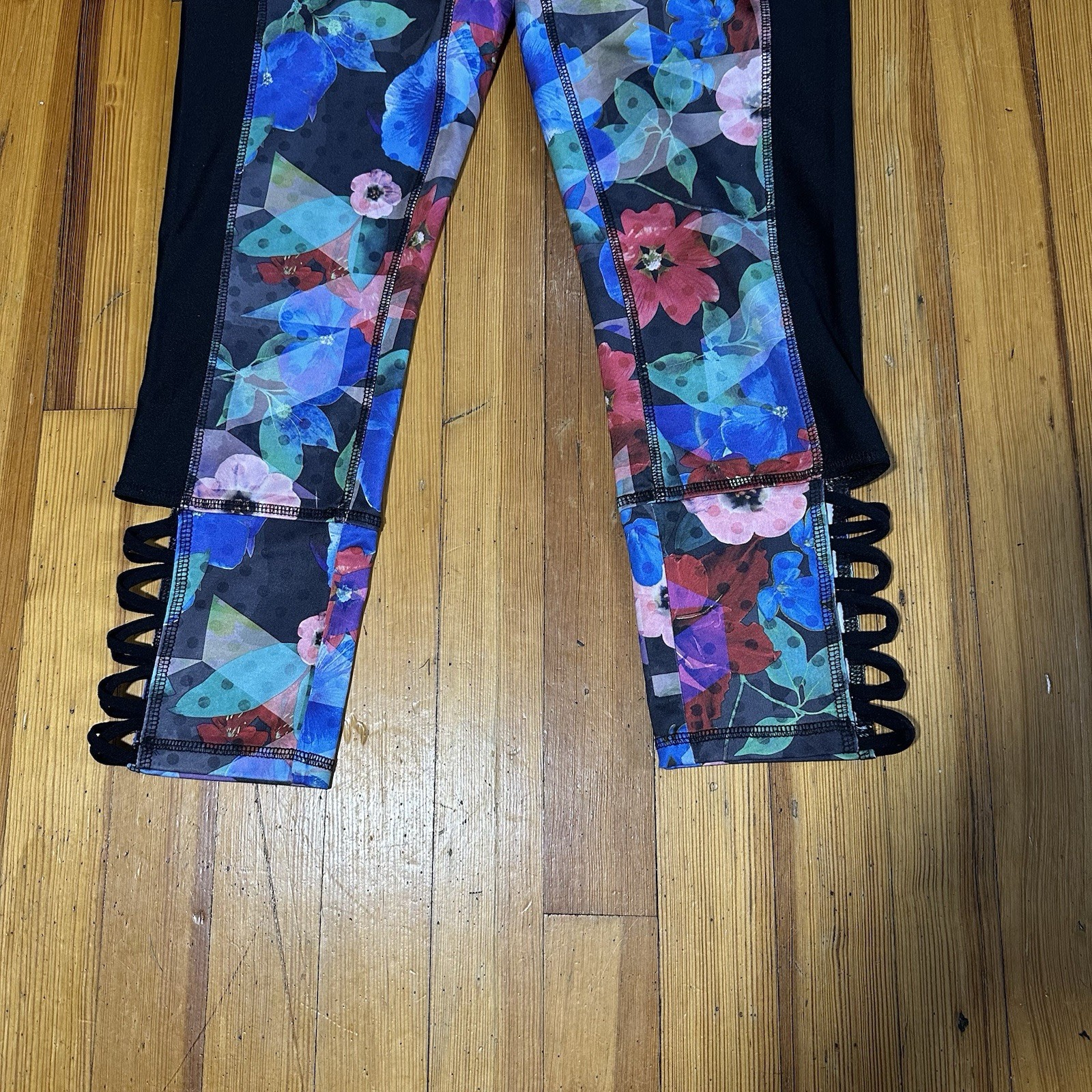 Xersion RBX 2pc Size Medium Pattern Cropped Fitte… - image 10