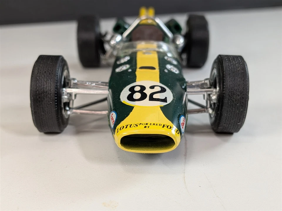 IMC 1965 '65 Lotus Powered by Ford Indy #82 Jim Clark Racing Car Built 1/25 - Image 4 of 4