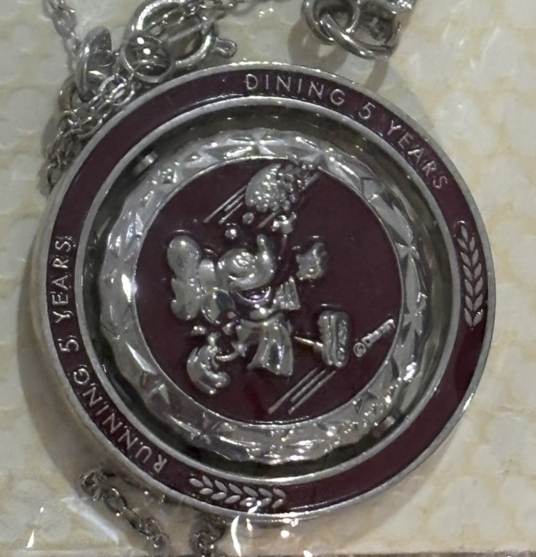 2014 Disney Half Marathon spinner Charm Necklace Wine & Dine Medal