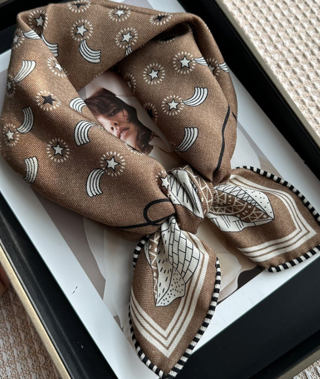 70% Cashmere 30% Silk Scarf Bandana 65X65cm Neckerchief Shawl cashew Print wrap