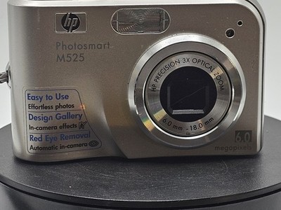 HP PhotoSmart M525 6.0MP Digital Camera Silver w Case 882780525474