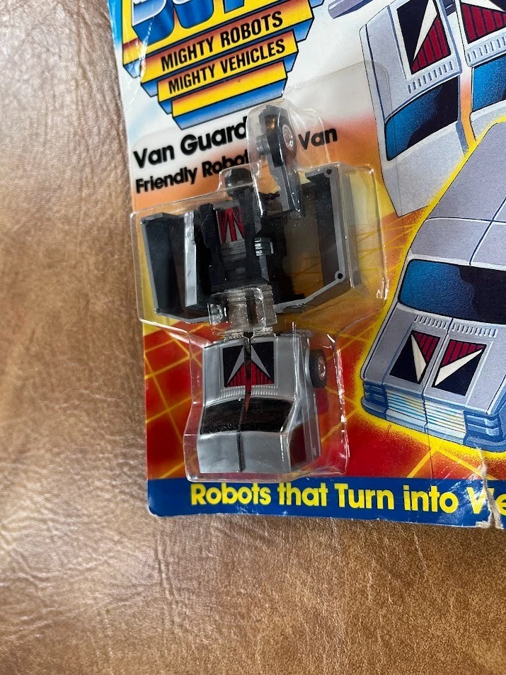 Van Guard Mini Van #7253 Mighty Robots Go Bots Tonka 1984 De colección MOSC Foto 3 de 4