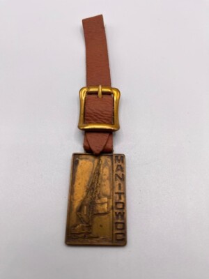 VINTAGE MANITOWAC WISC. LATTICE BOOM LIFT CRANE WATCH FOB W/ BAND