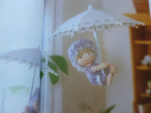 A DOLL-MAKER’S TREASURY von Kyoko Yoneyama (Ondori 1985) - Nähen / Puppen - Bild 21 von 23