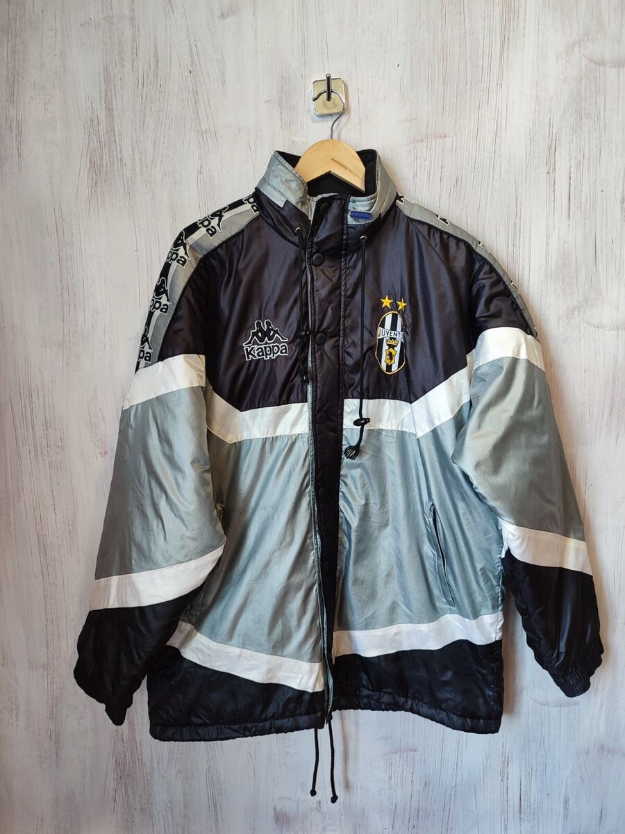 Juventus 1995 1996 1997 Size L Kappa football soccer jacket Juventus 1995 1996 1997 Size L Kappa football soccer jacket