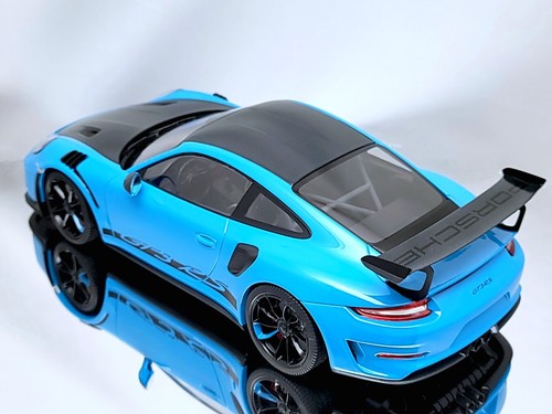 Minichamps Porsche 911 (991.2) GT3 RS equipamiento Weissach 2019 azul negro 1:18 - Imagen 11 de 16