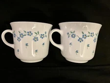 Corelle Blue Forget Me Knot Set of 2 Coffee Cups 3”T - 8 oz 1983-1986 Vintage