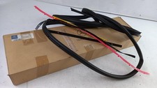 Original MERCEDES-BENZ C-klasse W203 T&uuml;rdichtung hinten rechts A2037300278