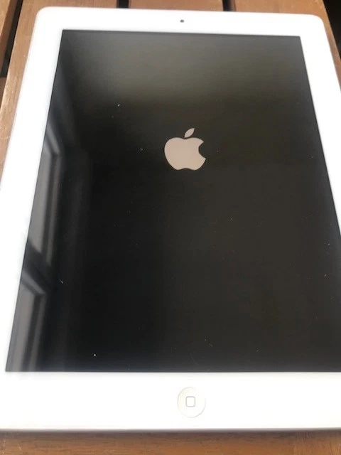 Apple iPad 2 · 64GB · Cellular, photo 1 sur 5