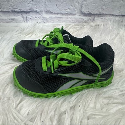 Reebok Ventureflex Stride Infant shoes size 5.5 black & green