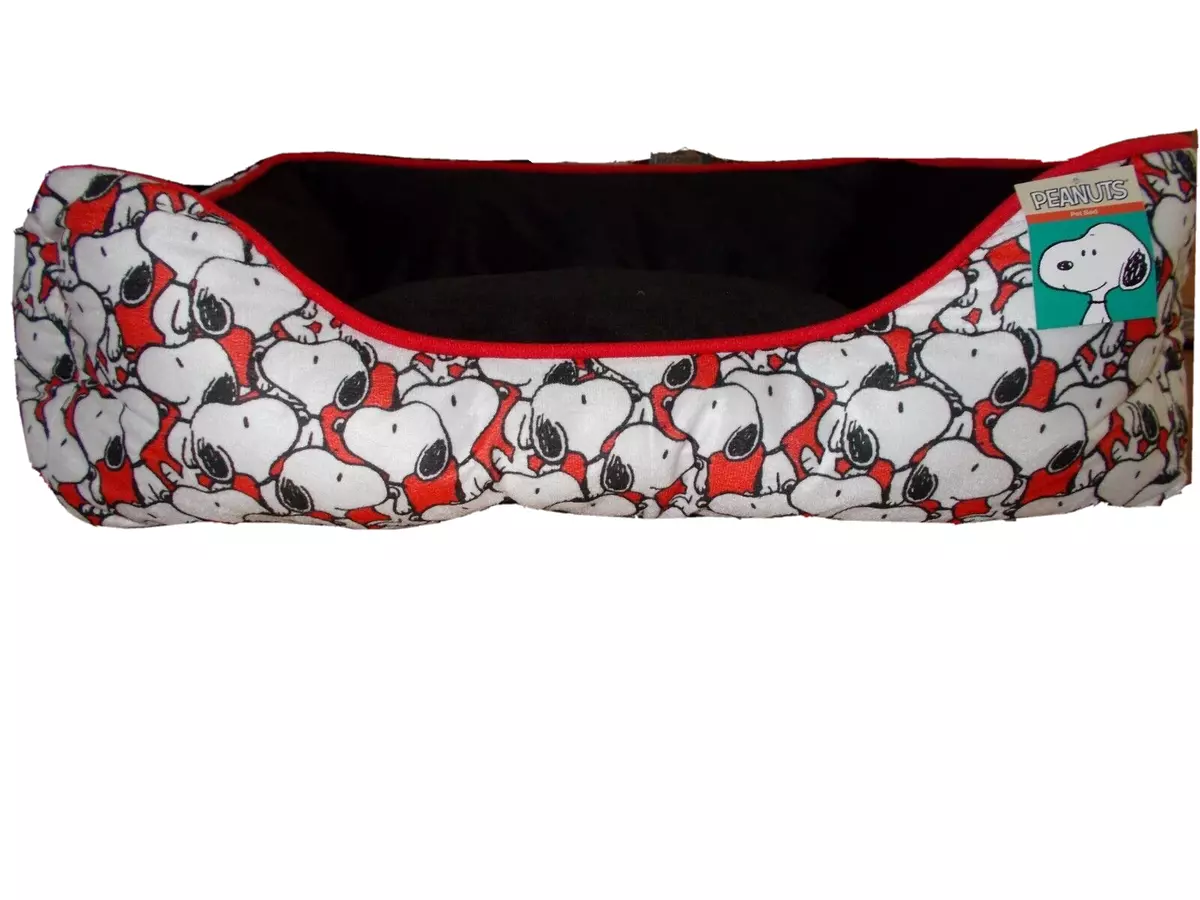 Non skid dog bed 2025