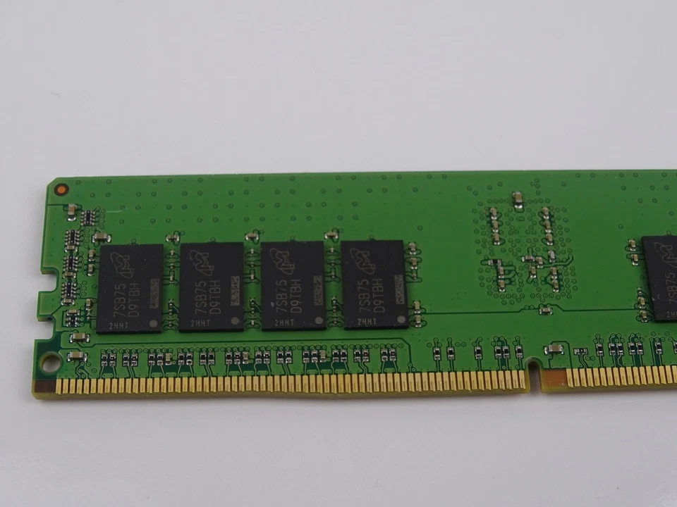 Micron 16GB PC4-2400 DDR4 ECC Memory MTA18ASF2G72PDZ-2G3 SERVER Memory - Image 4 of 4