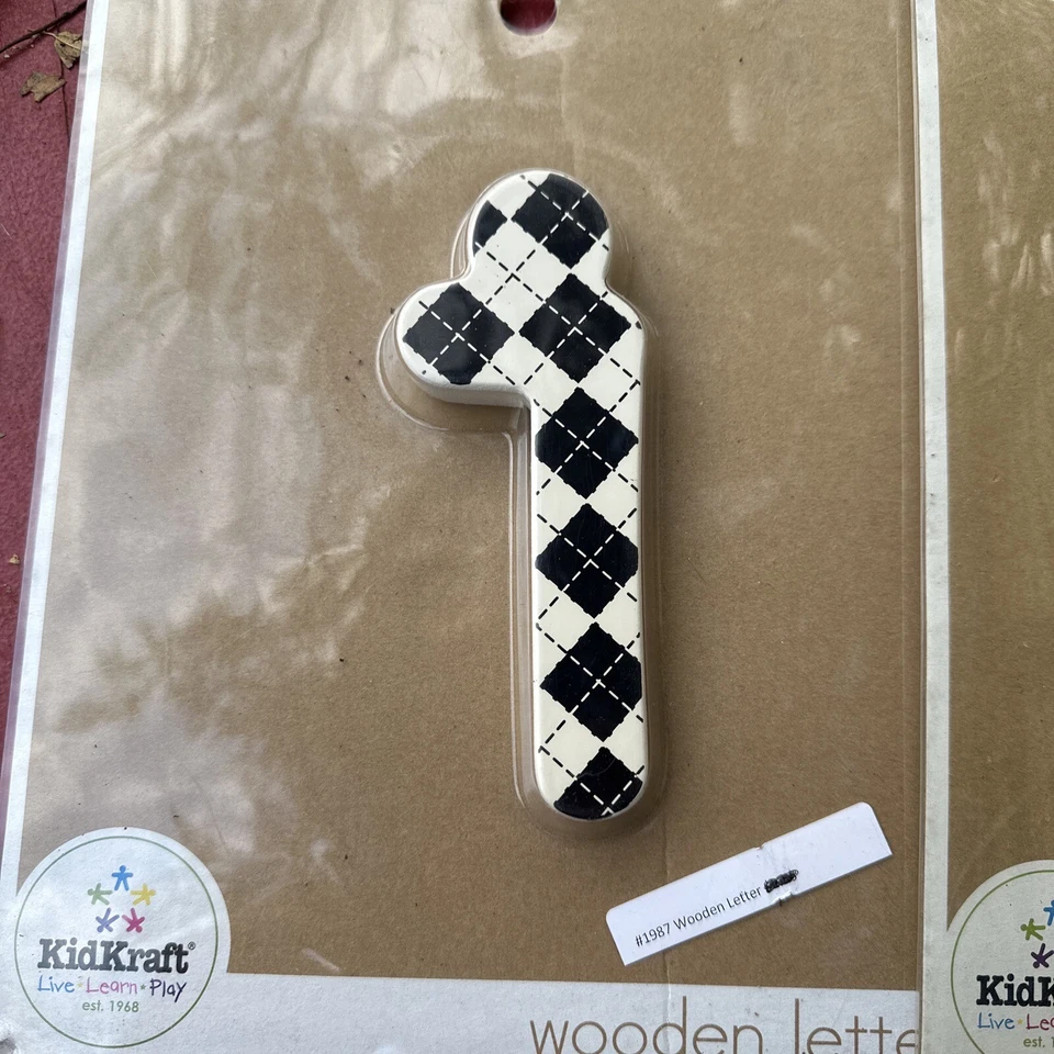 KidKraft 木制字母 - 两个字母“I’s” - 全新 - 6 英寸高 — 第 2/4 张图片