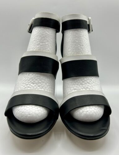 Isola Leather Heels Womens 8 Black Briana Strappy Sandals Y2K Church Brunch - Picture 3 of 19