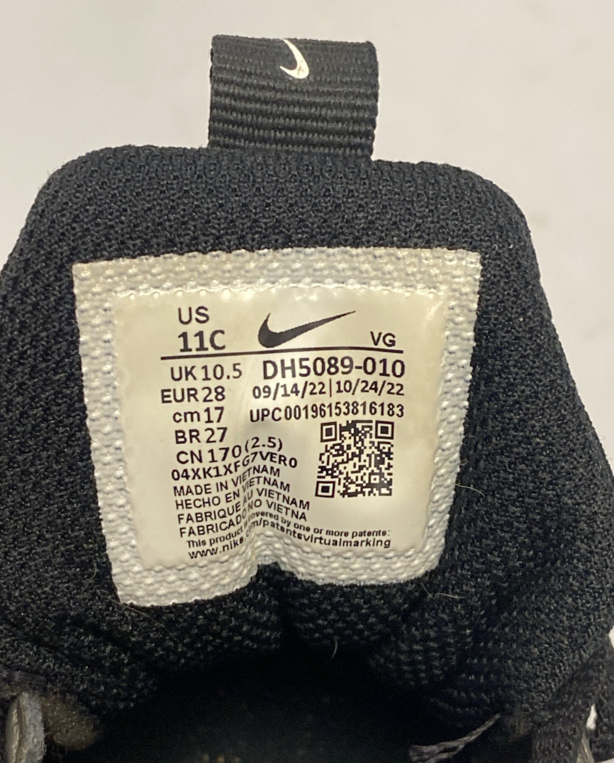 Nike Vapor Edge Shark 2 Low Youth Football Cleats Style DH0589-010 Size 11C thumbnail 15