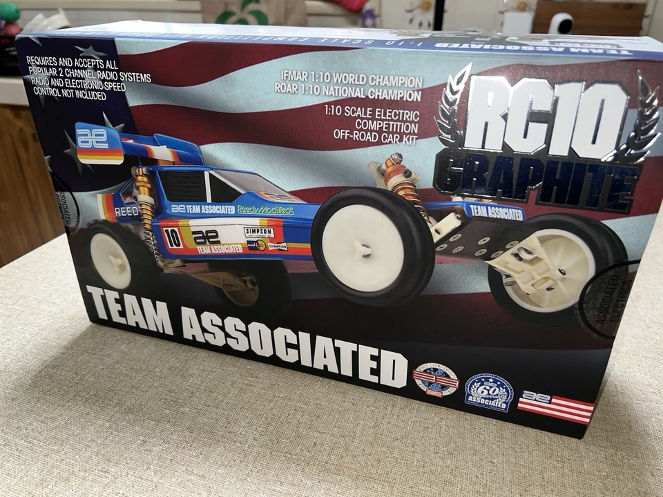 Team Associated RC10 RC Buggy Electric 2WD 1/10 Scale Kit - Graphite Edition New - image 3 of 4