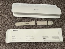 Apple Watch Silicone Sport Band 45mm in Starlight, Size: S/M