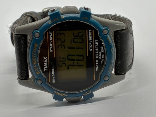 Working Vintage Men's Blue and Silver Acrylic Timex Expedition Digital Watch CU - Picture 2 of 9