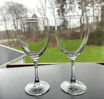 2 Vintage Clear Crystal Stemmed Wine Glasses, Blue Manganese Glow