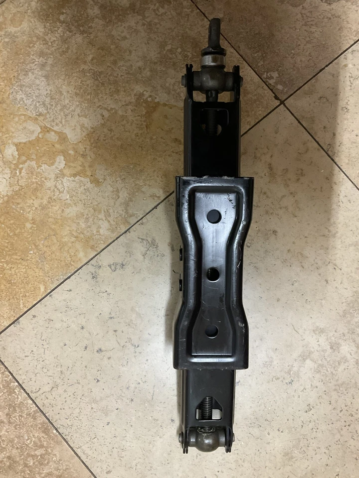 Ford Explorer 2002-2009 gato de neumático OEM Foto 3 de 4