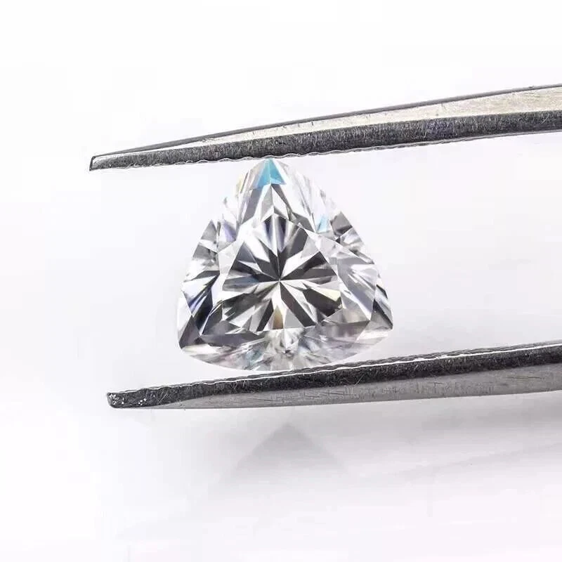 5 Carat GRA Certified Loose Moissanite Trillion Cut Stones D 11 mm - Image 3 of 4