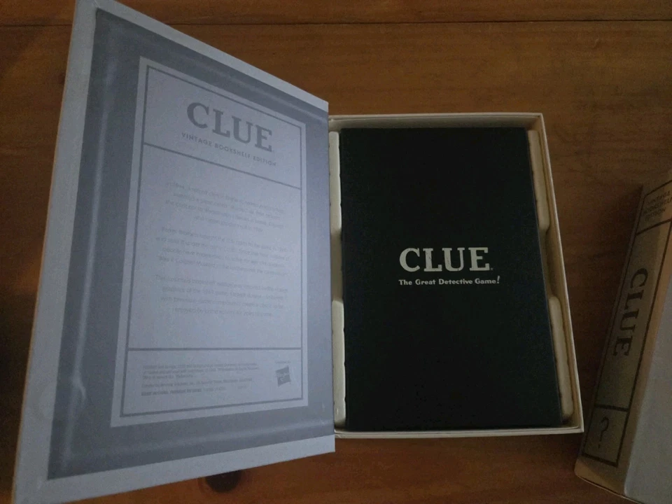 Parker Brothers Clue Vintage Bookshelf Edition Board Game Complete Set New - Image 3 of 4