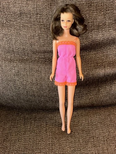 New ListingVintage Mattel  #1130 Bend Leg Brunette Francie Doll No TNT