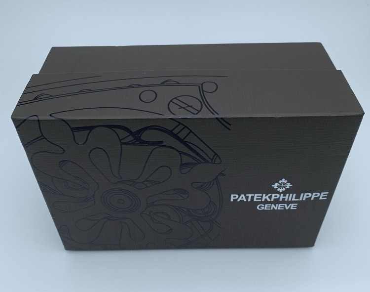Authentic Patek Philippe wooden watch presentation box. #464