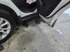 Passenger Side EQUINOX   2019 Rocker Panel Moulding 678021