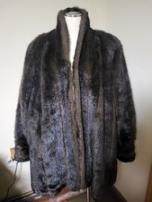 Cappotto uomo enorme pelliccia