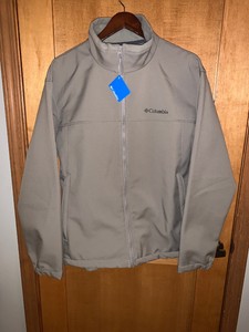 columbia mt village softshell