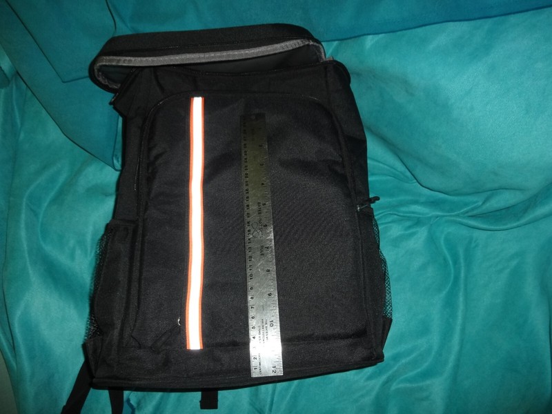 Backpack Insulated Cooler/School/Beach/Festival bag Large Lightweight Black $35
