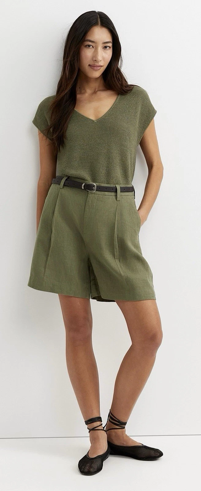 NEW Sportscraft Lilou Linen Shorts Khaki Green High Rise Front Pleat 18 BNWT