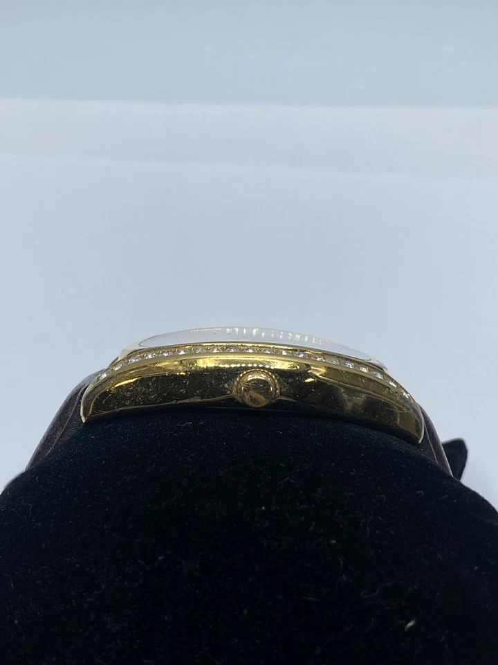 Relógio feminino Dooney & Burke 42mm WR quartzo cristal acento - Imagem 4 de 4