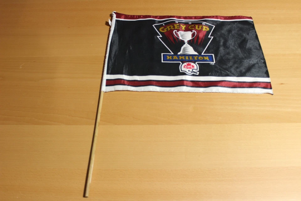 CFL Fútbol Vintage 1996 Hamilton Anfitrión Gris Copa Bandera Foto 2 de 3