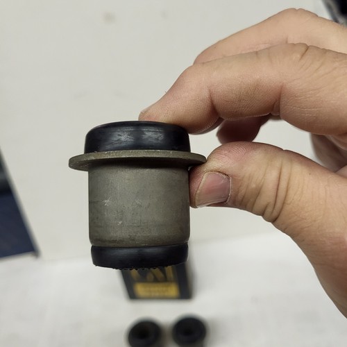 NOS 1963-67 Chevy Corvette Chevelle Impala Belair GM Upper Bushings 3711826 OEM - Picture 8 of 16