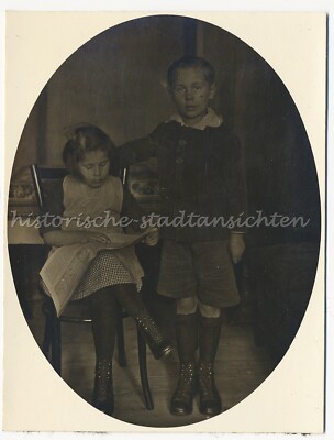 Portrait - Two Siblings 1925 - Girl & Boy - Beautiful Old Photo 1920s