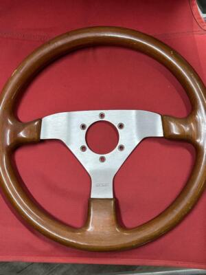 MOMO Wood Steering Wheel Vintage Junk (Restoration or Decoration