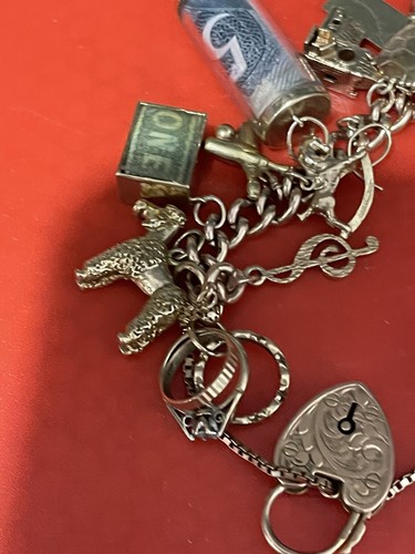 Vintage Circa 1950’s Solid Gold Charm Bracelet - Picture 2 of 9