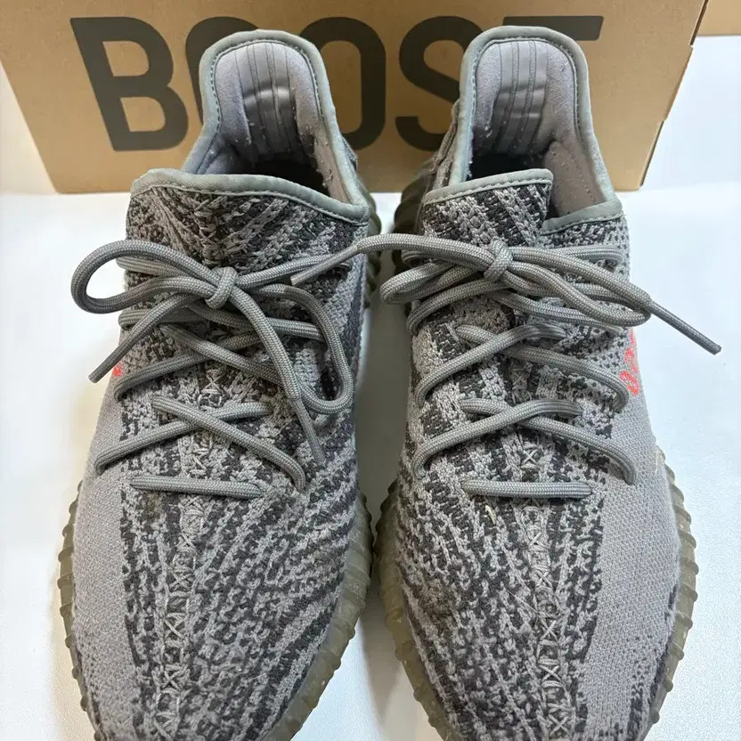 Yeezy Boost 350 Beluga 2.0, Size 280, Heavily Used thumbnail 5