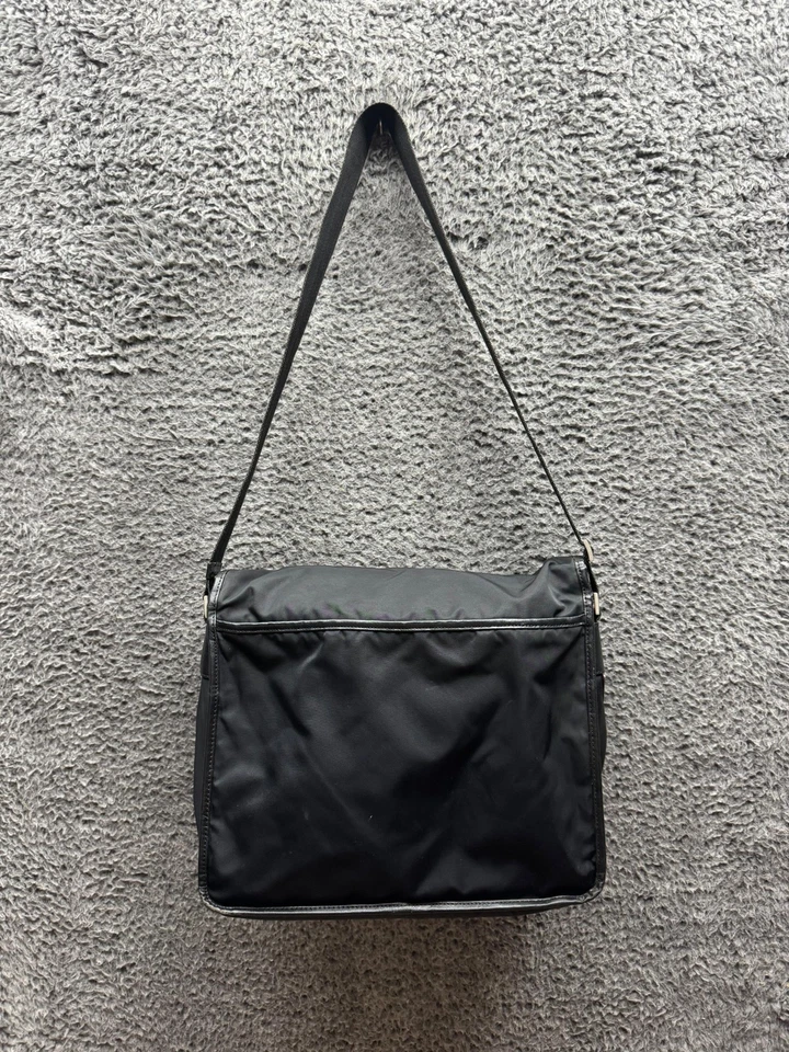 Bandolera bandolera de cuero de nailon negra vintage Prada Tessuto Foto 2 de 4