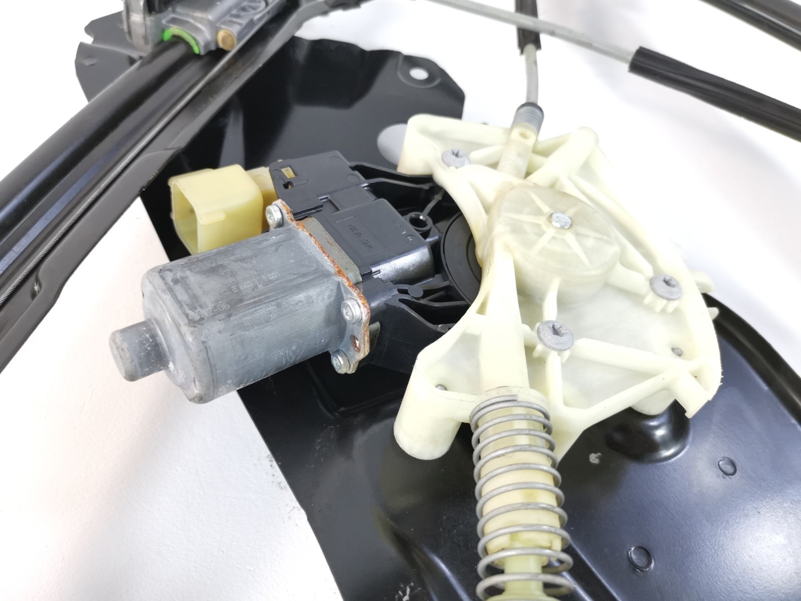 Maserati Levante 2018 AWD 3.0 L Rear Left Door Window Regulator With Motor OEM
