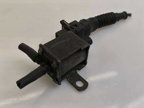 BMW 5 E34 1993 Benzin 141kW Turbolader Druckwandler Magnetventil 72191133
