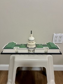 Local Lego Architecture United States Capitol Building Set 21030 Complete Retire